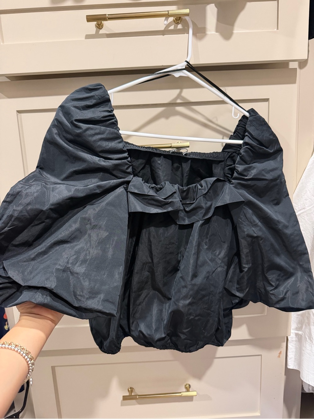 Zara Black Puff Sleeve blouse